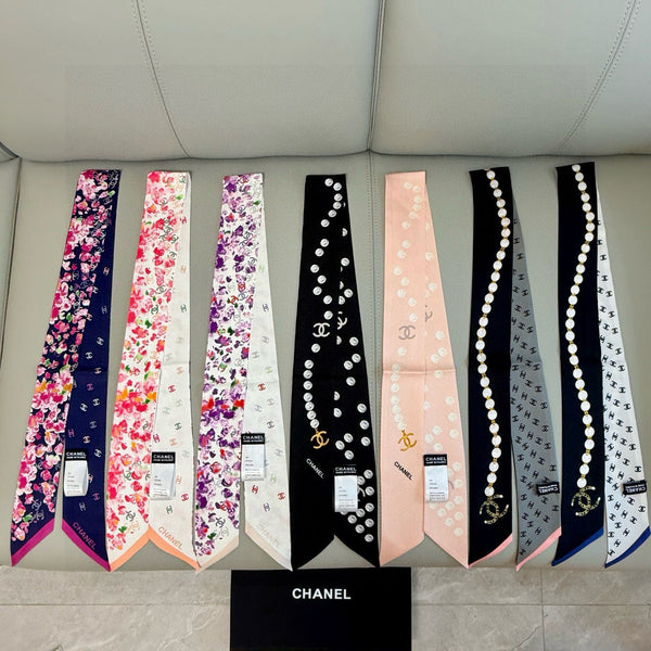 CC Twilly Small Scarf 120cm Silk 828827