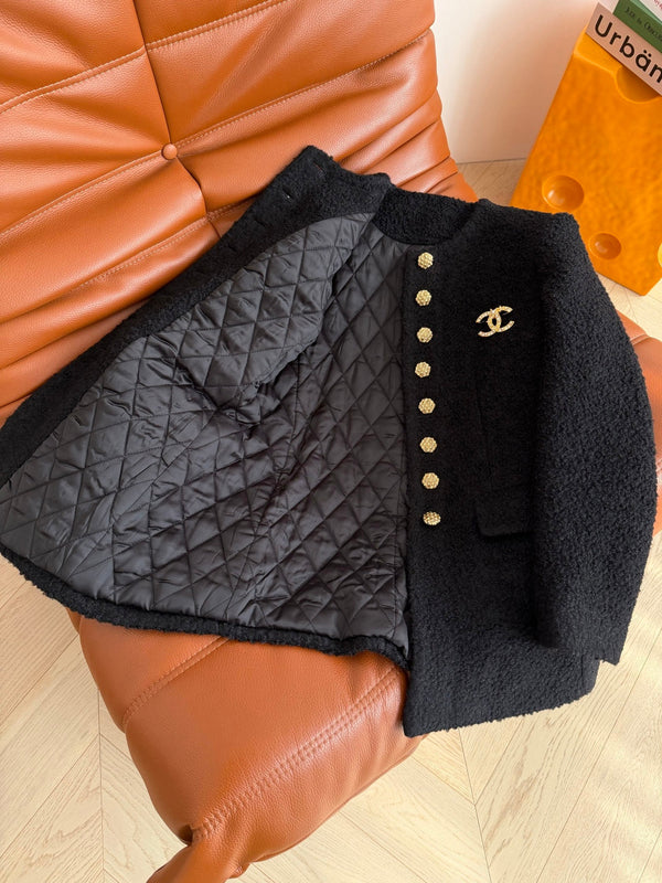 Chanel 2025 New High-end Winter Black Coat Curly Wool Fabric 328769