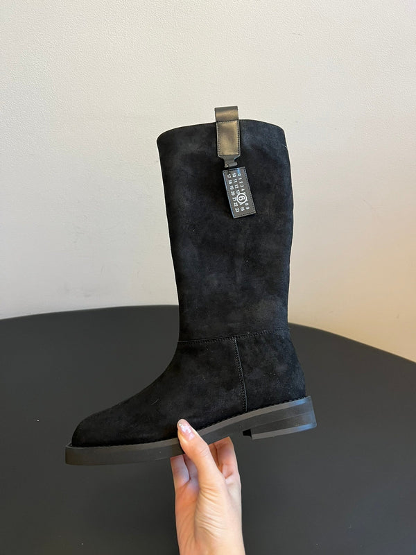 Maison Margiel 25ss Cool Square Toe Tall Riding Boots Black Suede 580413