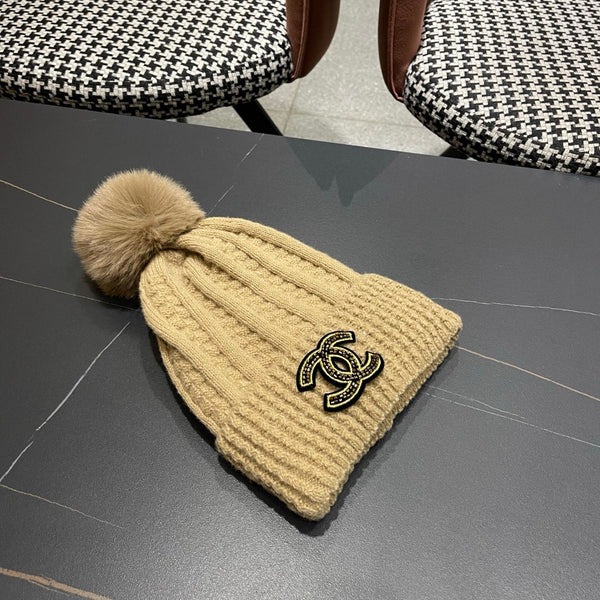 Chanel Knitted Beanie Brown in Fibrous 979984
