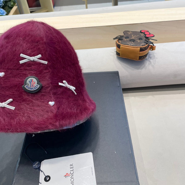 Moncler Cute Bunny Fur Heart Pearl Fisherman's Hat in Burgundy 980324