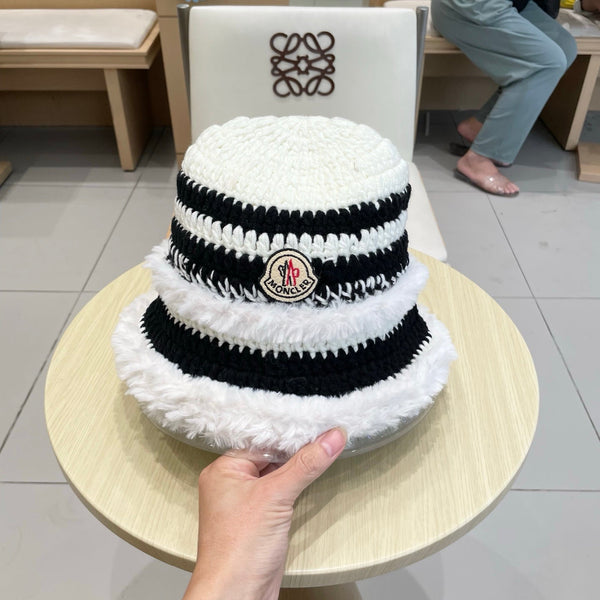 Moncler New Patchwork White Black Plush Bucket Hat 980317