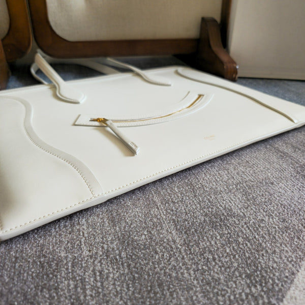 Celine 26 New Smiley Face White Bag in Cowhide 276203