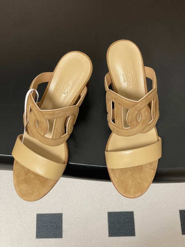 HM Lipari 70 Chunky Heeled Sandal Series Brown Beige in Suede 594331