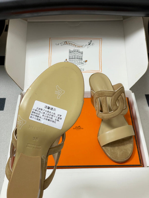 HM Lipari 70 Chunky Heeled Sandal Series Brown Beige in Suede 594331