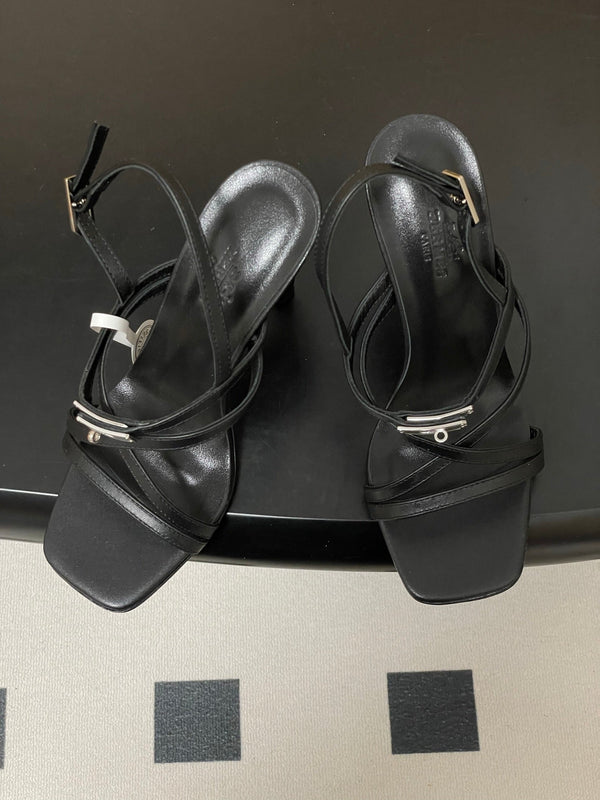 HM Muse Sandal 100 Black in Calfskin 593812