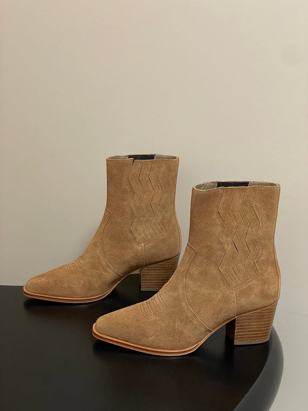 HM Lissa Chelsea Boots 70 Brown in Suede 593781