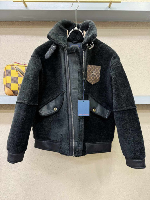 Louis Vuitton Shearling/Fur Coat 494015