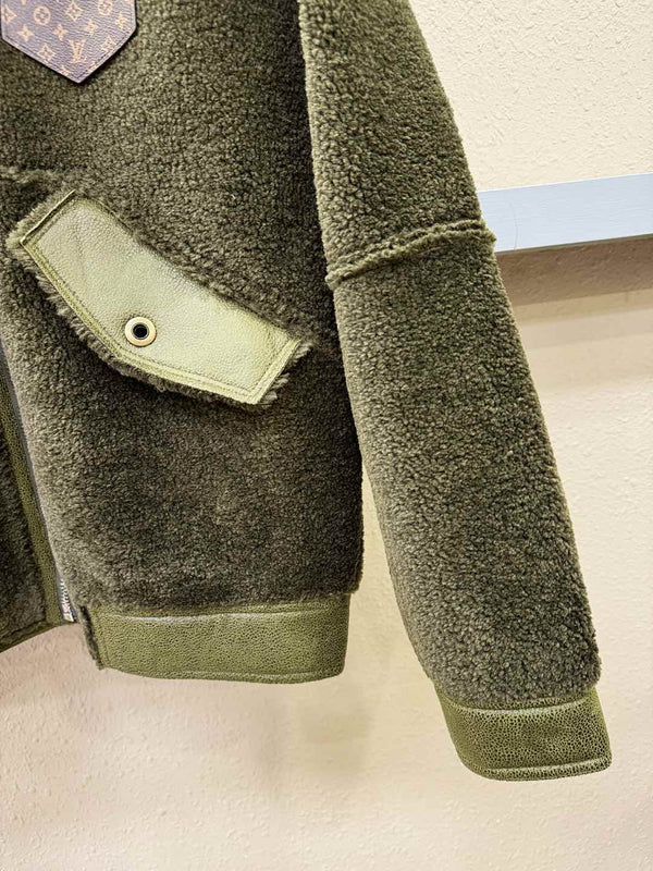 Louis Vuitton Shearling/Fur Coat 494014