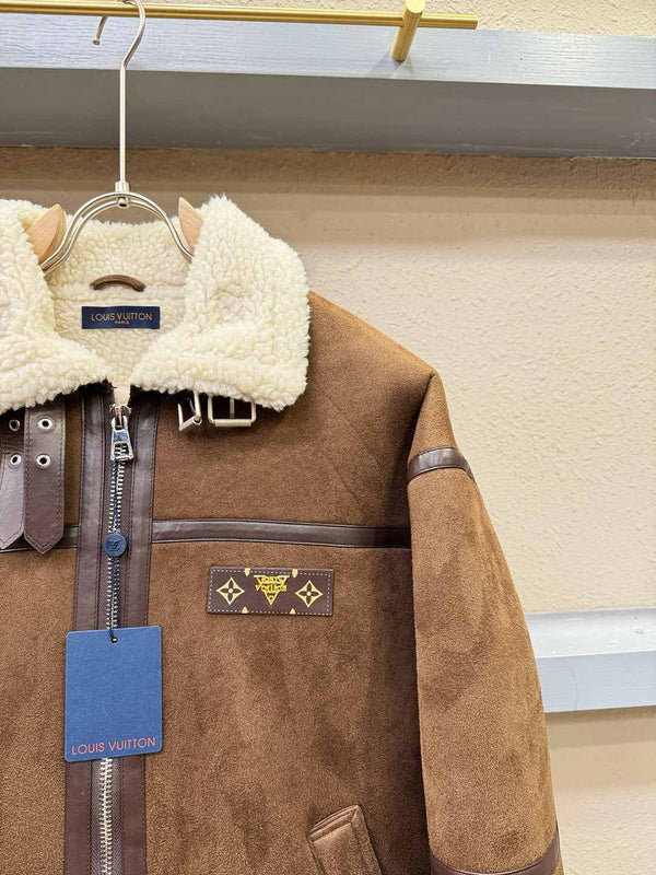 Louis Vuitton Shearling/Fur Coat 494012