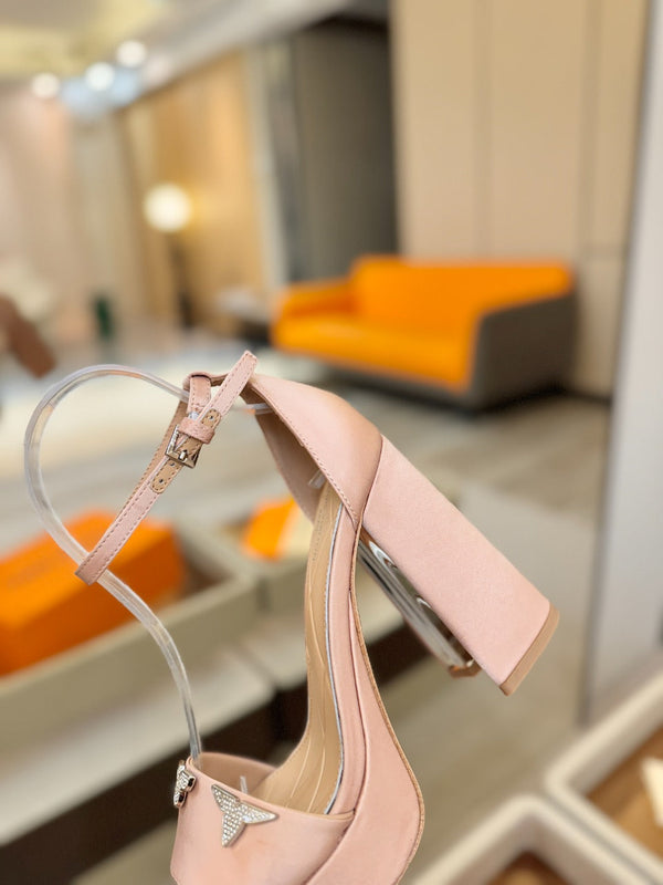 LV Swing Platform Sandal 11cm Light Pink Cow Patent Leather 600330