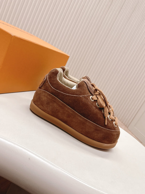 LV x Nigo Collaboration Lace-up Yeti Sneakers Brown in Suede 600797