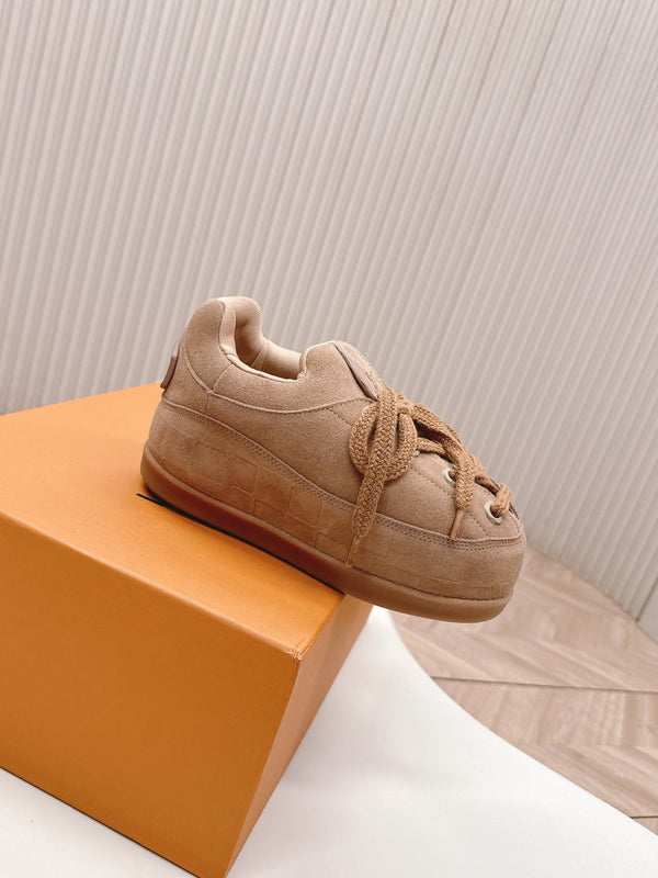LV x Nigo Collaboration Lace-up Yeti Sneakers Light Brown in Suede 600798