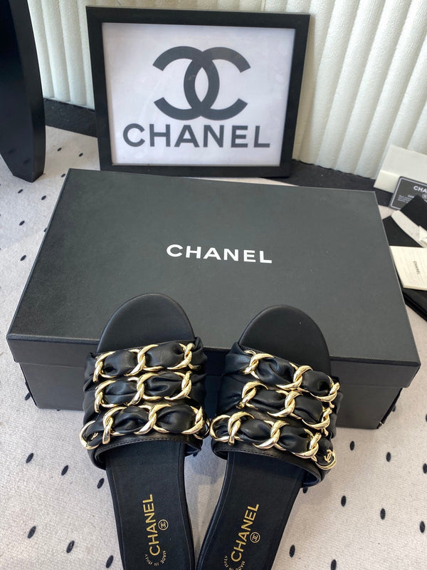 Chanel Early Spring Chain Slippers Black in Lambskin 611717