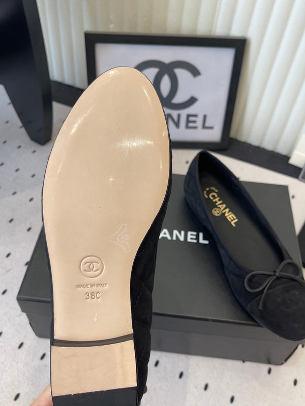 CC Ballet Flats Black in Suede 611695