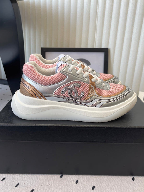 CC Sneaker Pink Silver Metallic in Cowhide 611668