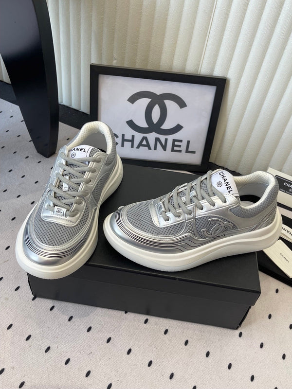 CC Sneaker Metallic Silver in Cowhide 611664