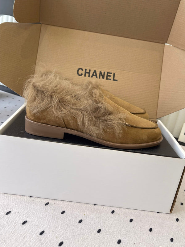 CC 26 Furry Loafer Brown Suede Kidskin and Shearling Lambskin 611596