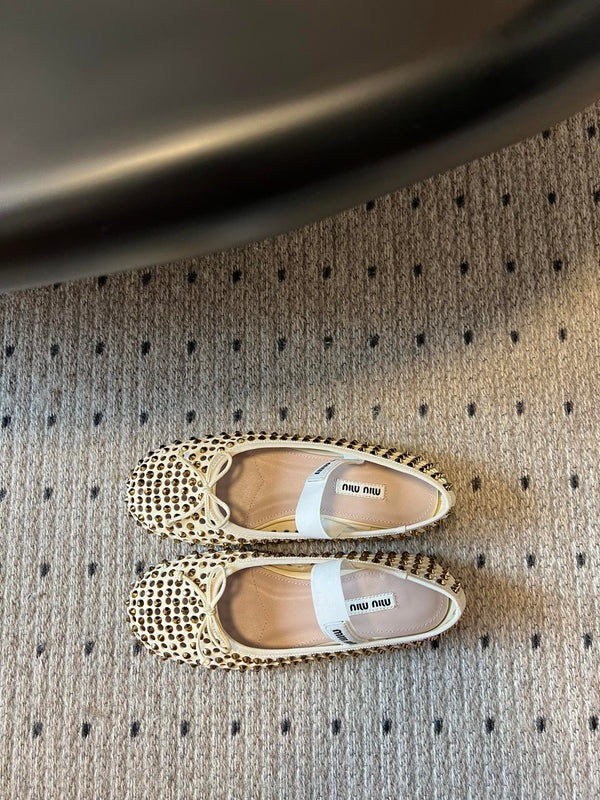 Miu Miu 26SS Ballet Flats Diamond-encrusted Cream in Calfskin 614696
