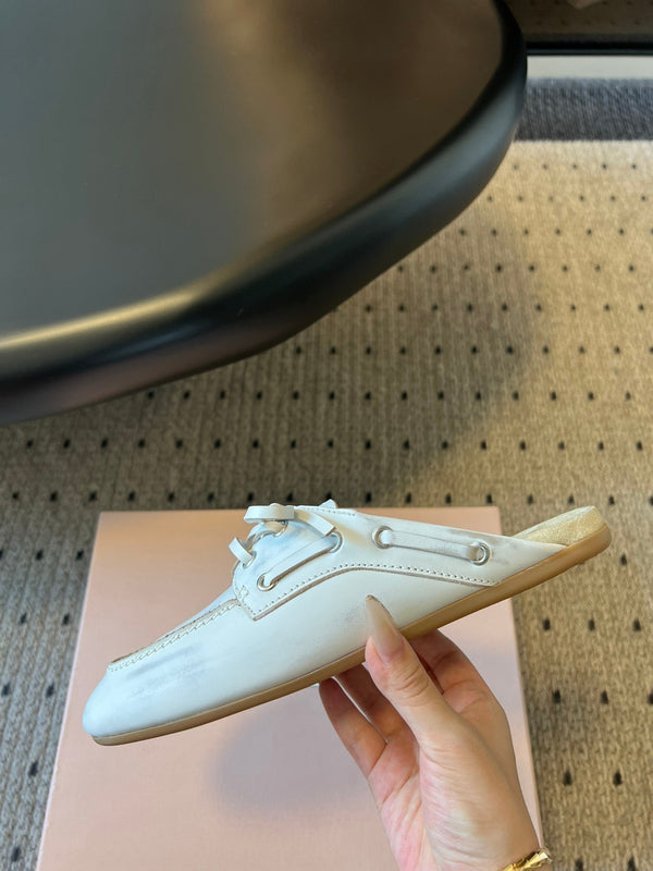Miu Miu 26SS Mules Light Beige in Cowhide 614559