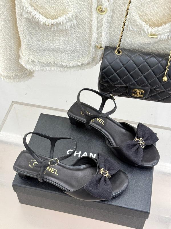 Chanel 26C Chain Bow Chunky Heel Sandals Black in Cowhide 615992