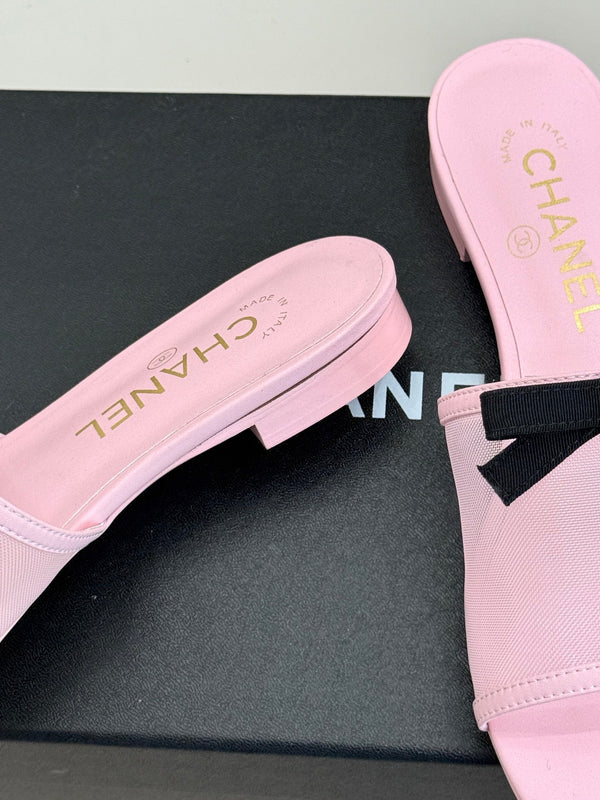 Chanel 26C Double C Bow Slippers Pink in Mesh 615710