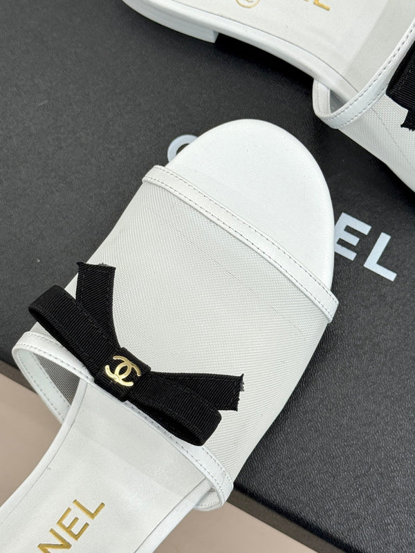 Chanel 26C Double C Bow Slippers White in Mesh 615709