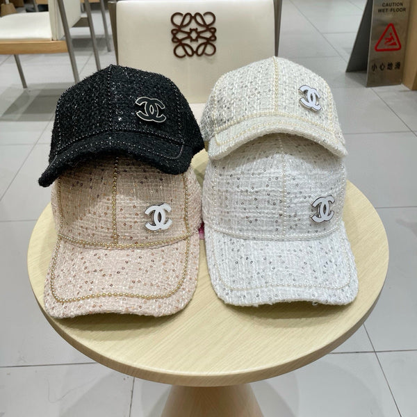Chanel Baseball Cap With Heavy Pearl Off-white in Cloth 192119