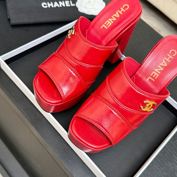 Chanel 2026 Runway Platform High-Heeled 12.5cm Sandals Red in Cowhide 673061