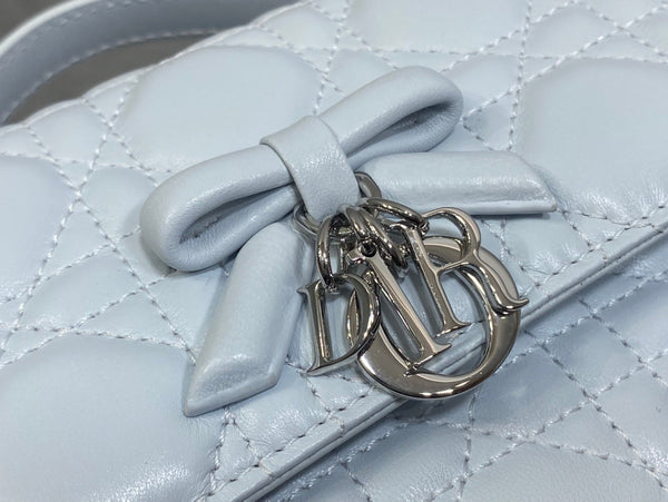 Dior 26 Bow Pearl Chain Clutch Light Grey Lambskin SHW