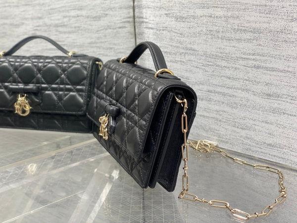 Dior 26 Bow Pearl Chain Clutch Black Lambskin GHW