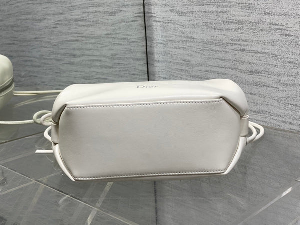 Dior 26 Bow Pouch 20cm in White Lambskin