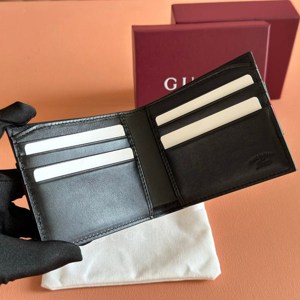 Gucci Bi-fold wallet Black in Canvas 284917