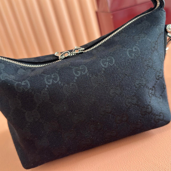 Gucci 26 Coach Shay Crossbody Bag 25.5 Black in Denim 284957