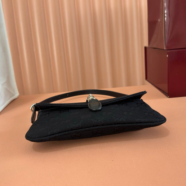 Gucci 26 Jackie Small 21.5cm Black Silver in Canvas 284988