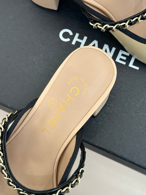 Chanel Double C Bow Chain Slingback Beige Black in Cowhide 717778