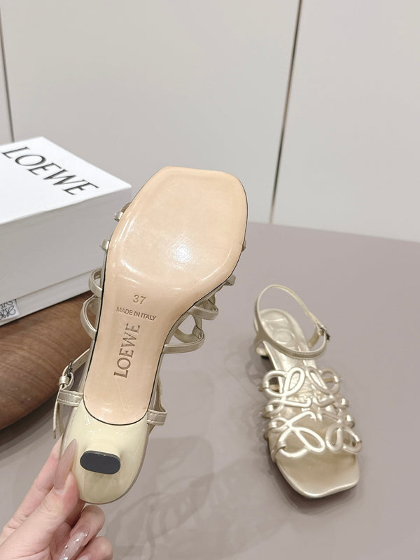 Loewe 26 Sandal 50 Champagne Metallic in Sheepskin 738803