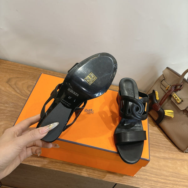 HM Sandal 60 Black in Calfskin 743965