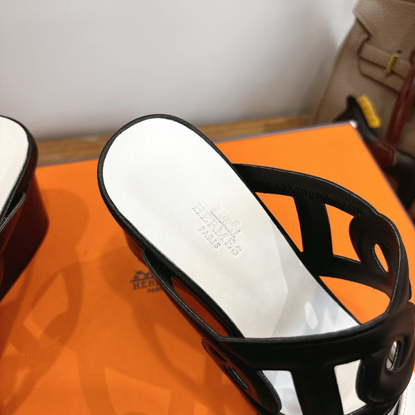 HM Sandal 60 Black White in Calfskin 743966