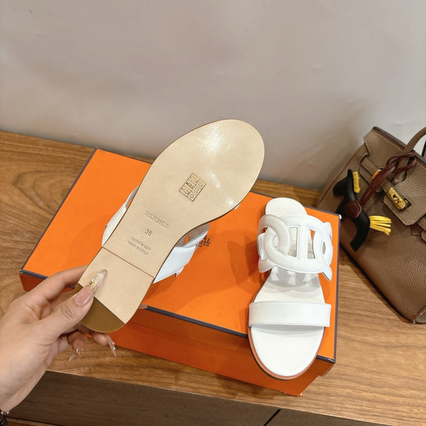 HM Sandal White in Calfskin 743975