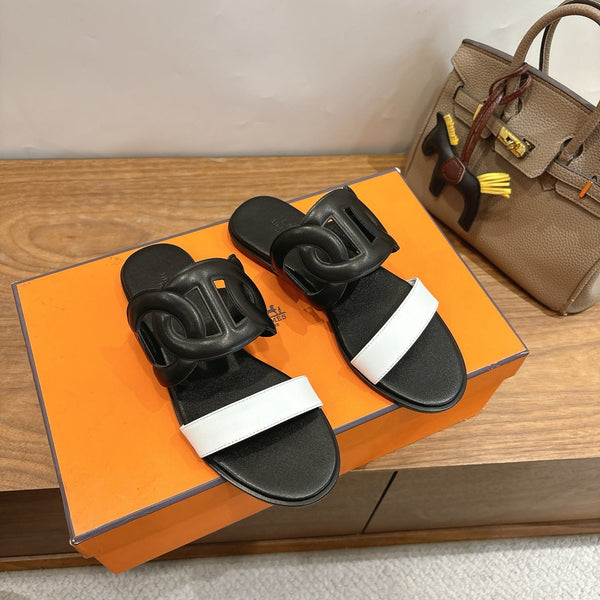 HM Sandal Black White in Calfskin 743978