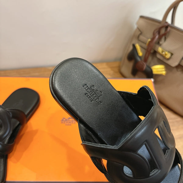 HM Sandal Full Black in Calfskin 743979
