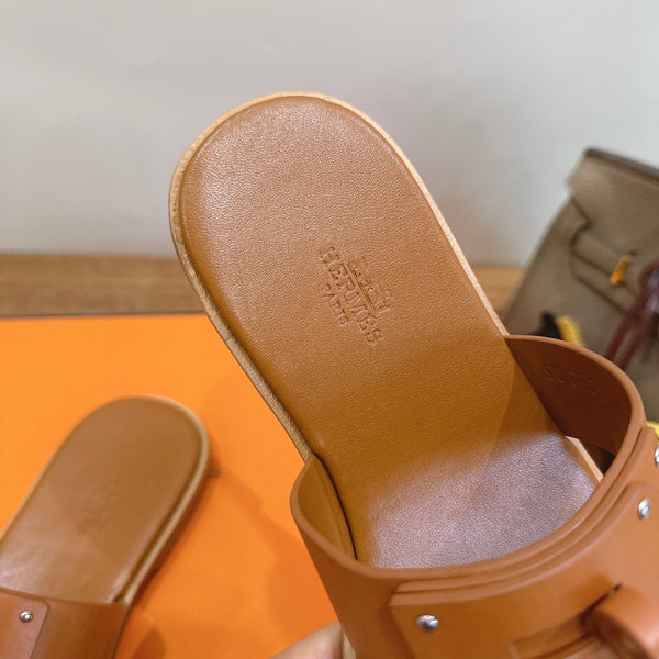 HM July Sandal Brown in Cowhide 744060