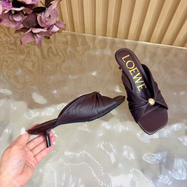 Loew Pebble Soft Sandal 55 Chocolate in Sheepskin 749417