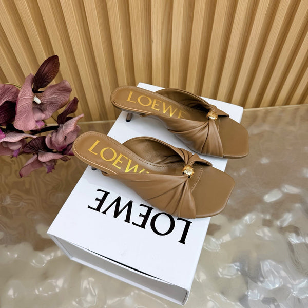 Loew Pebble Soft Sandal 55 Brown in Sheepskin 749416