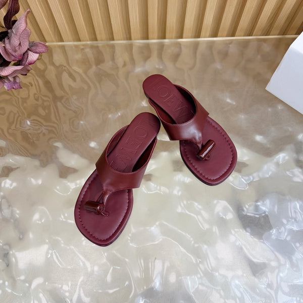Loew Toggle Sandal Burgundy in Cowhide 749329