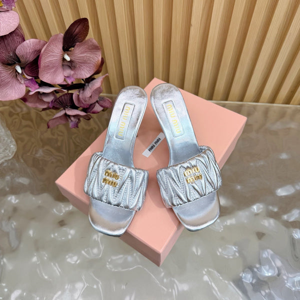 MM Pointed-Toe High Heels 85 Silver in Sheepskin 749057