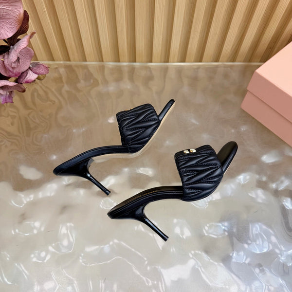 MM Pointed-Toe High Heels 85 Black in Sheepskin 749061