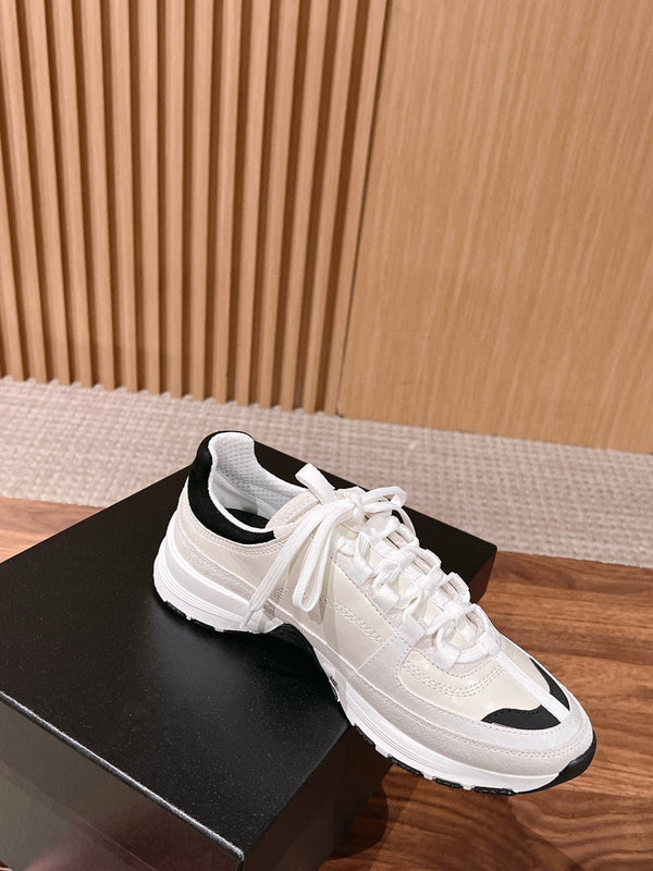 CC Sneaker White Black in Leather 753928