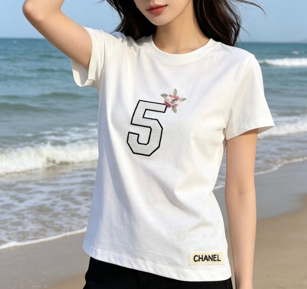 CC 26 Letter Logo Sequin T-shirt White in Cotton 379423